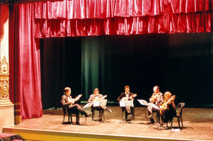 76330_135973003122541_6671493_n